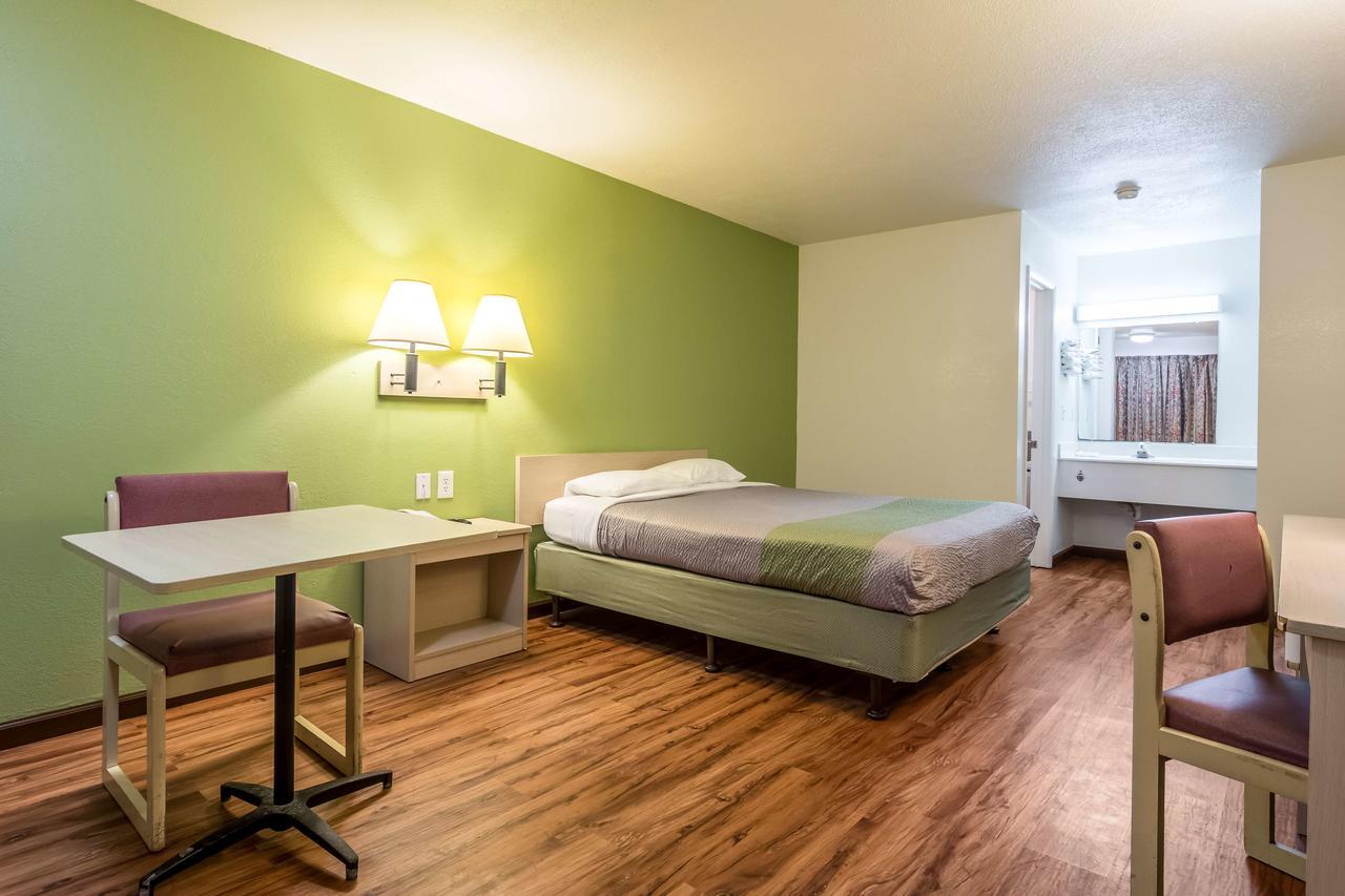 Motel 6 Chattanooga East Eksteriør billede