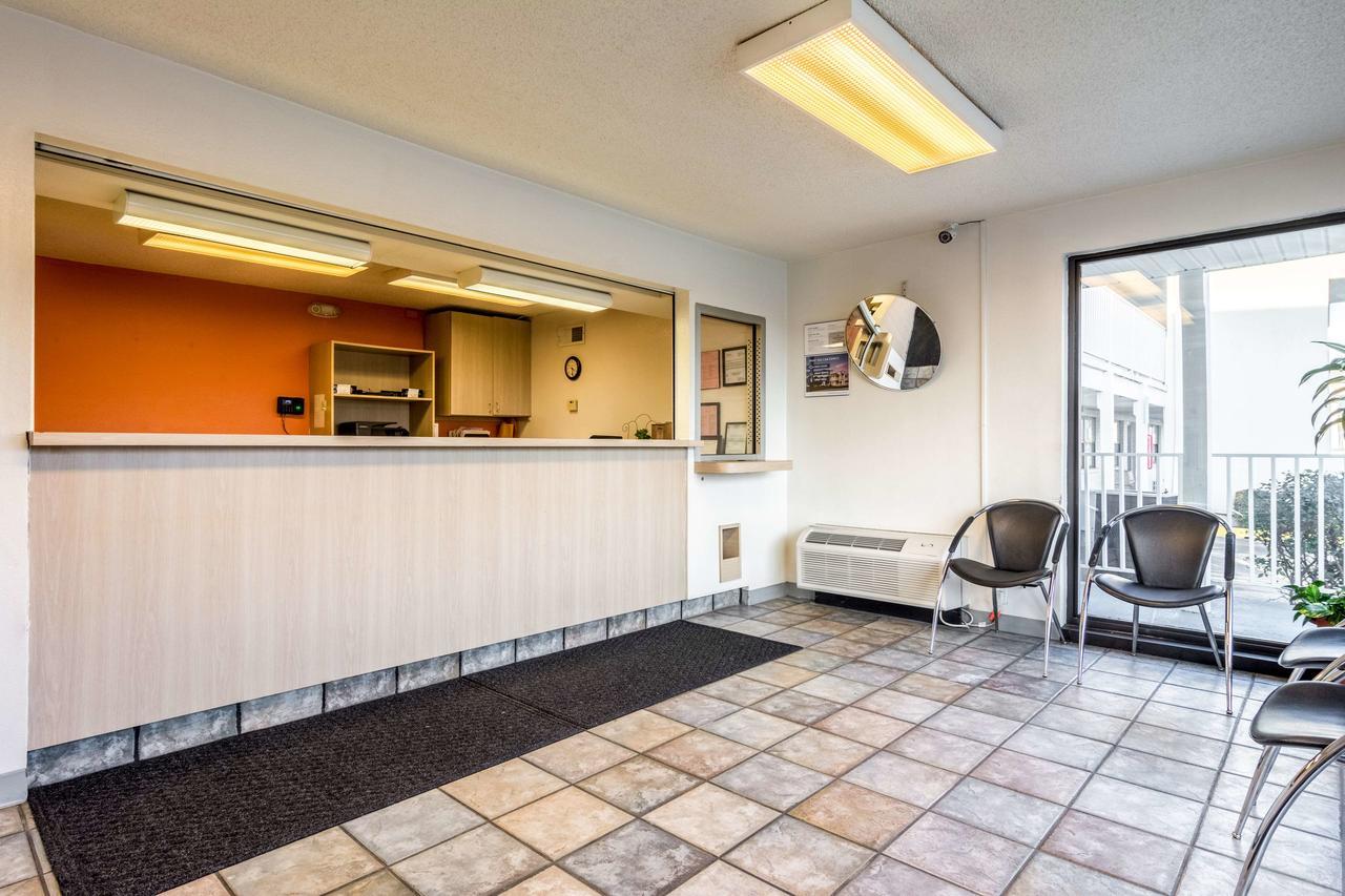 Motel 6 Chattanooga East Eksteriør billede
