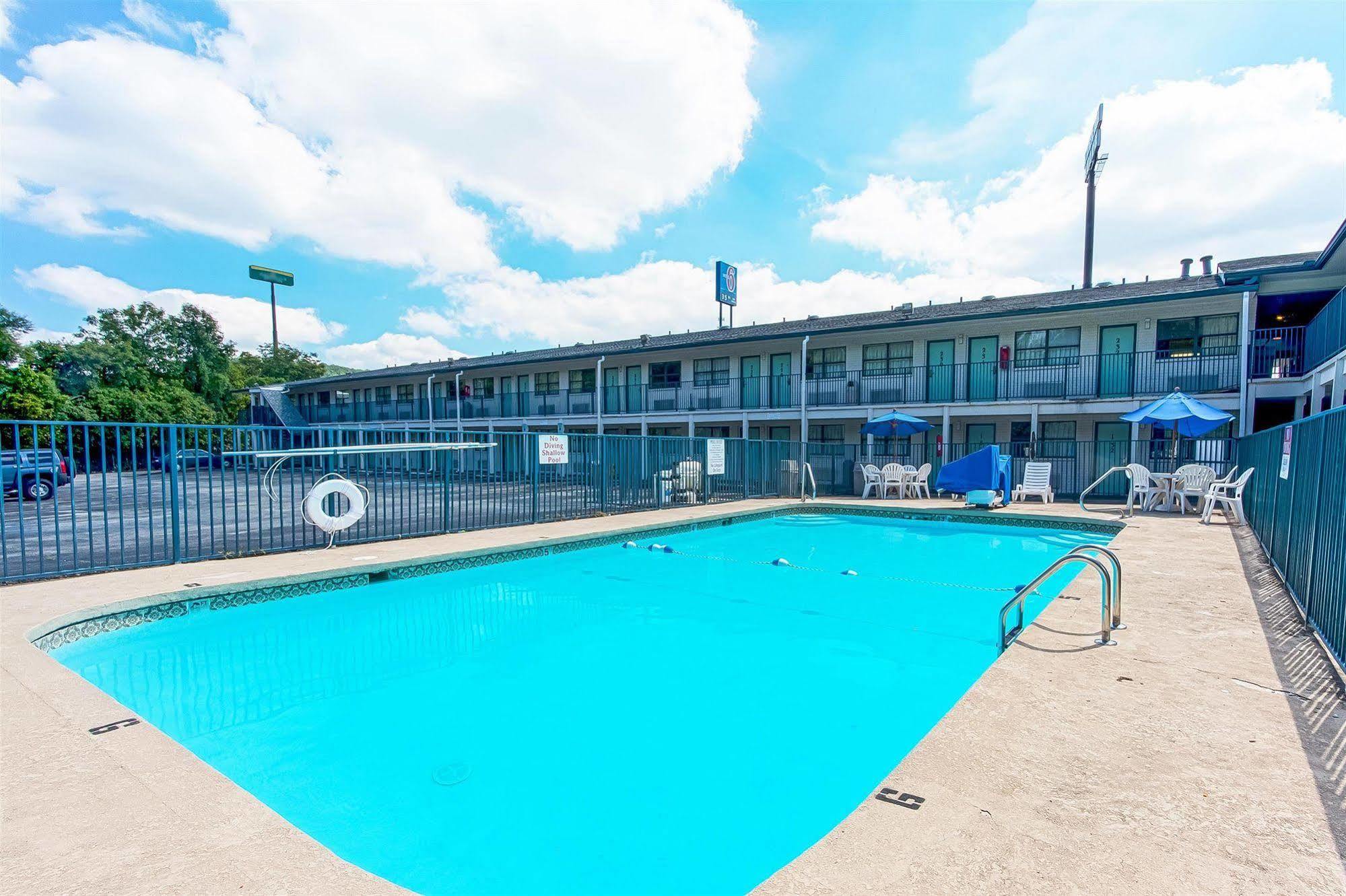Motel 6 Chattanooga East Eksteriør billede