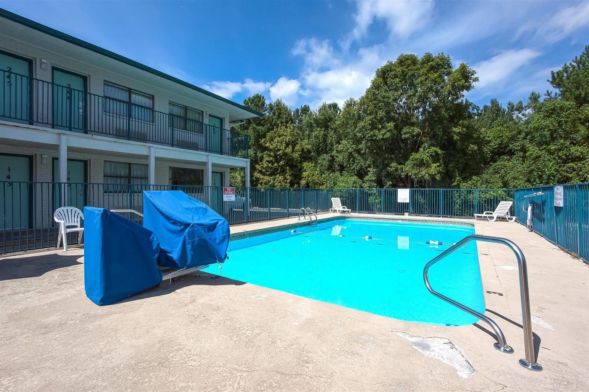 Motel 6 Chattanooga East Eksteriør billede