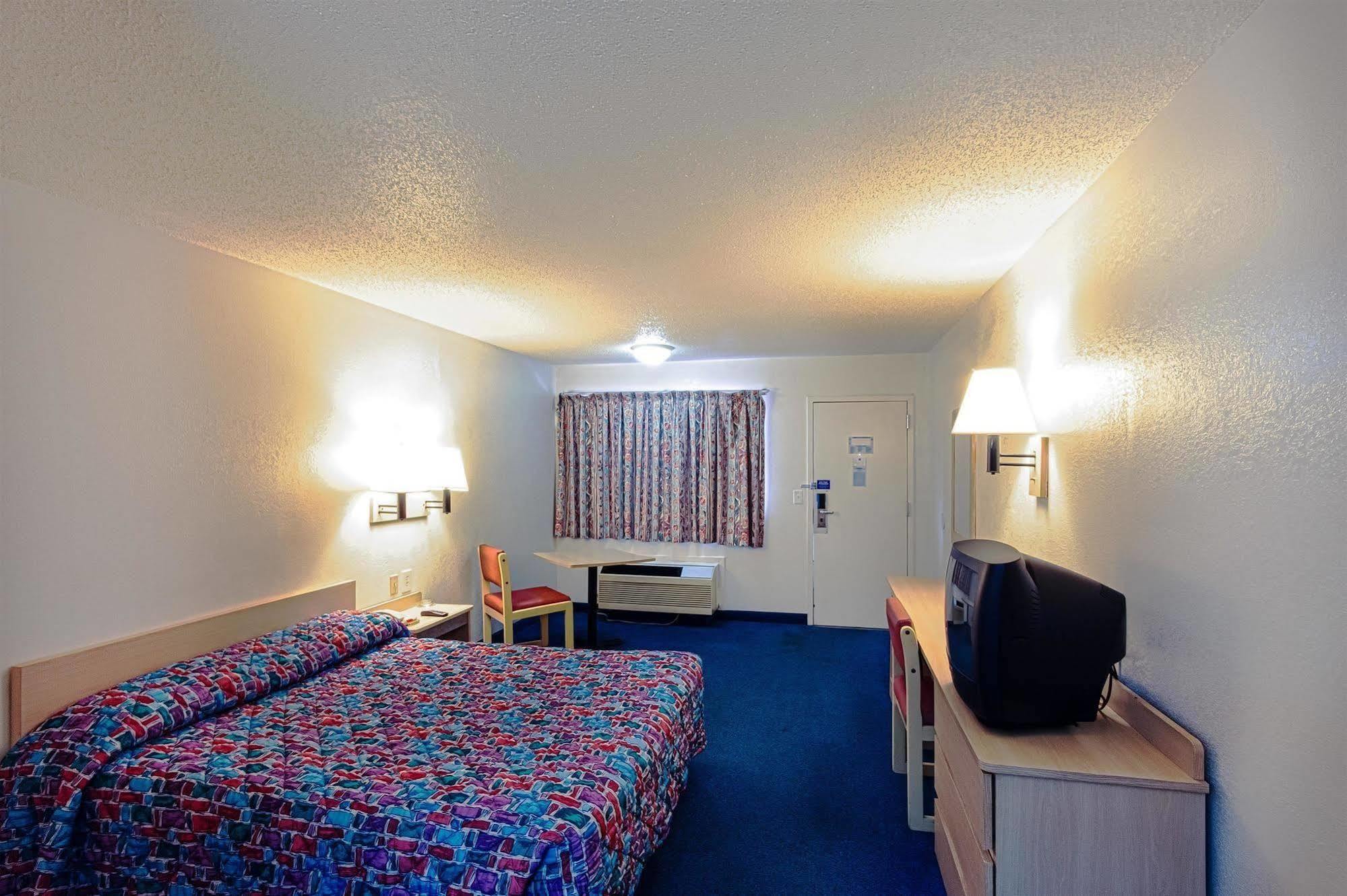 Motel 6 Chattanooga East Eksteriør billede