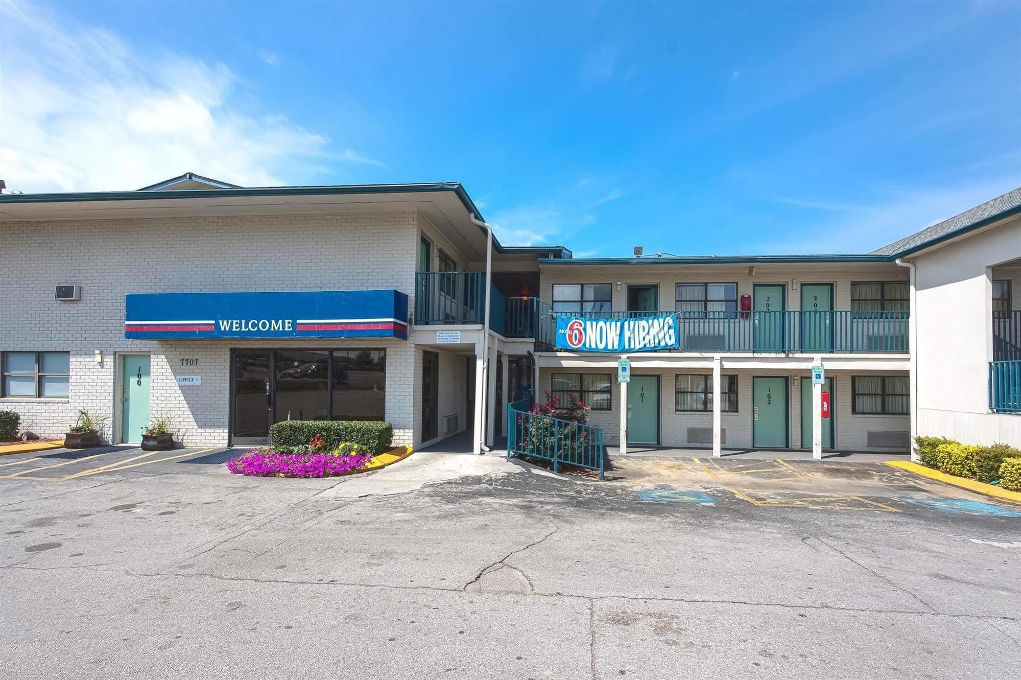 Motel 6 Chattanooga East Eksteriør billede